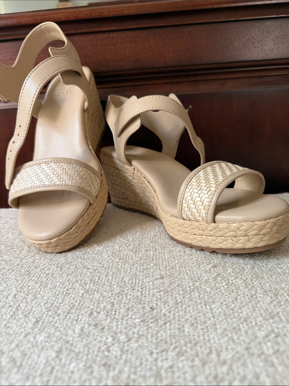 Naturalizer Beige Wedge Sandals with Espadrille Platform-Wide Width Never Worn